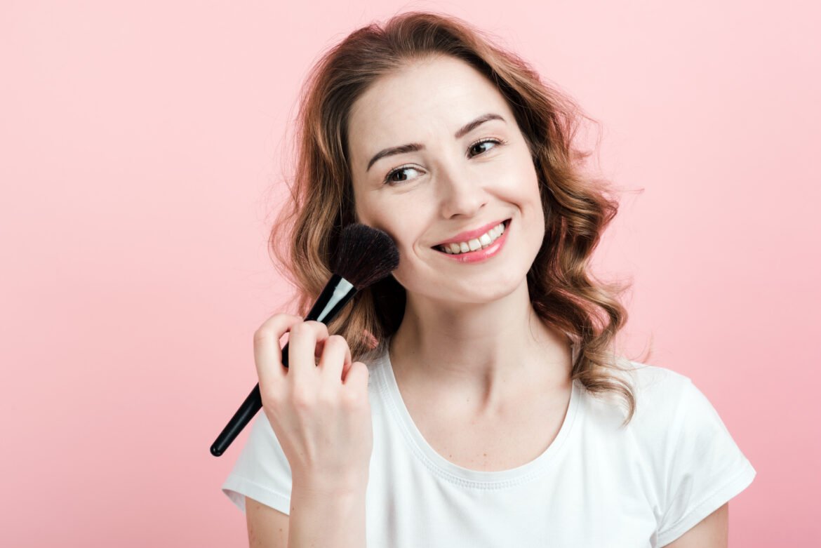 14 geriausių skaistalų patarimų, kuriuos turite žinoti — kaip tepti skaistalus