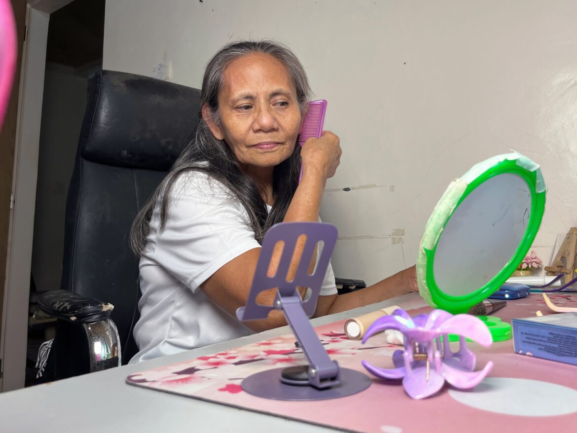 Geriausias makiažas vyresnėms moterims: makiažo pagrindas, akių šešėliai ir kt.