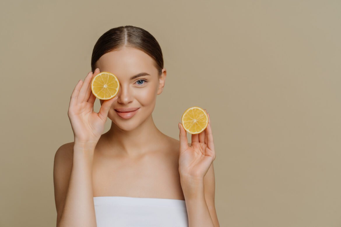Vitamino C nauda odai: naudojimas ir šalutinis poveikis